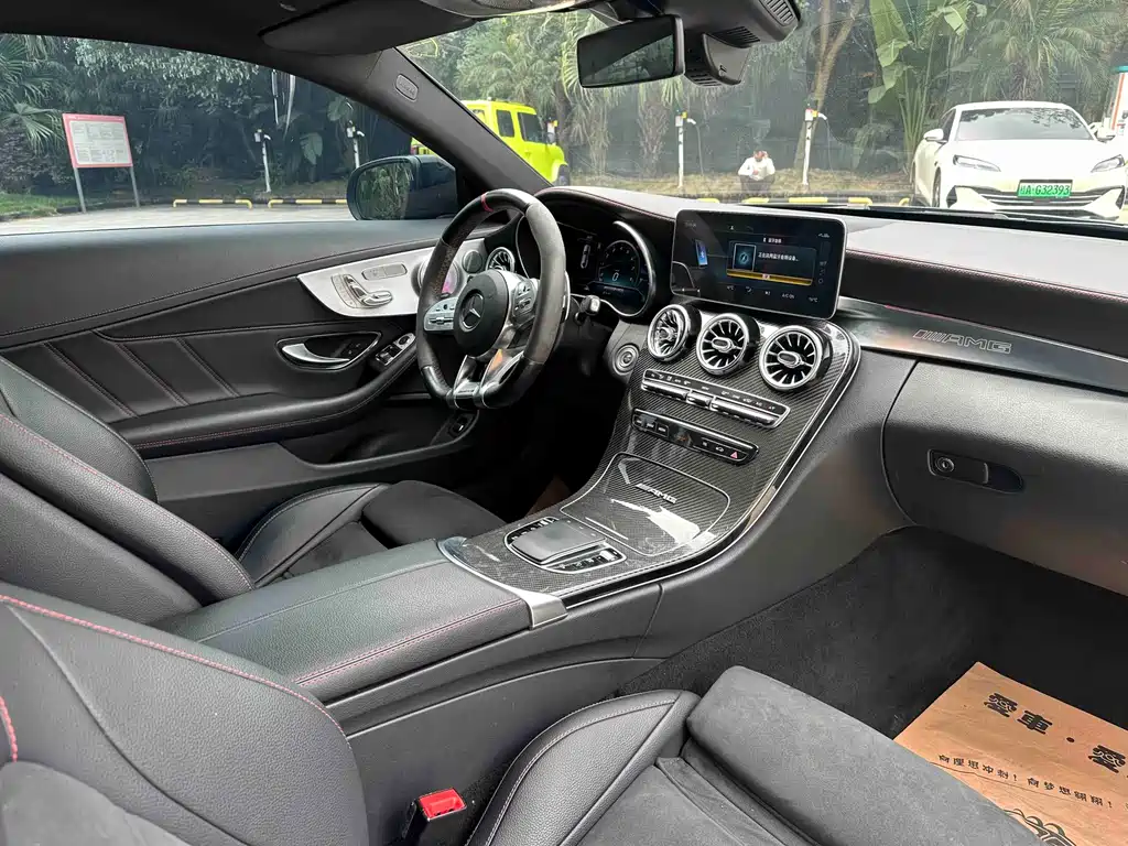 Mercedes-Benz C-Class AMG — фото 9