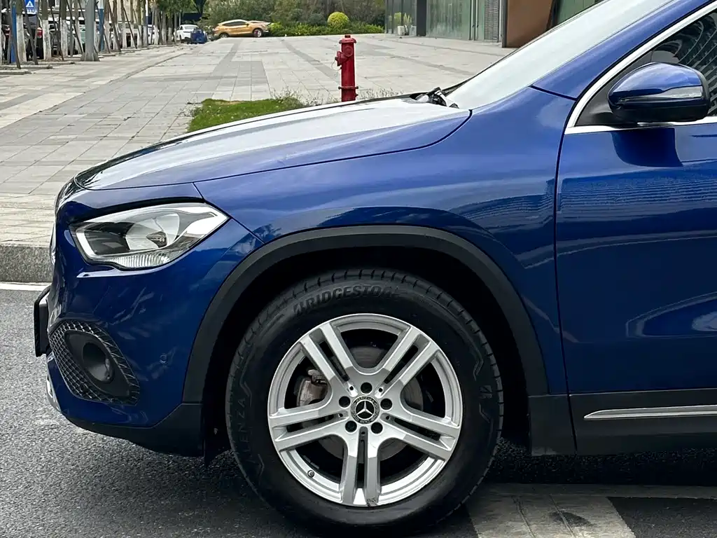 Mercedes-Benz GLA — фото 4