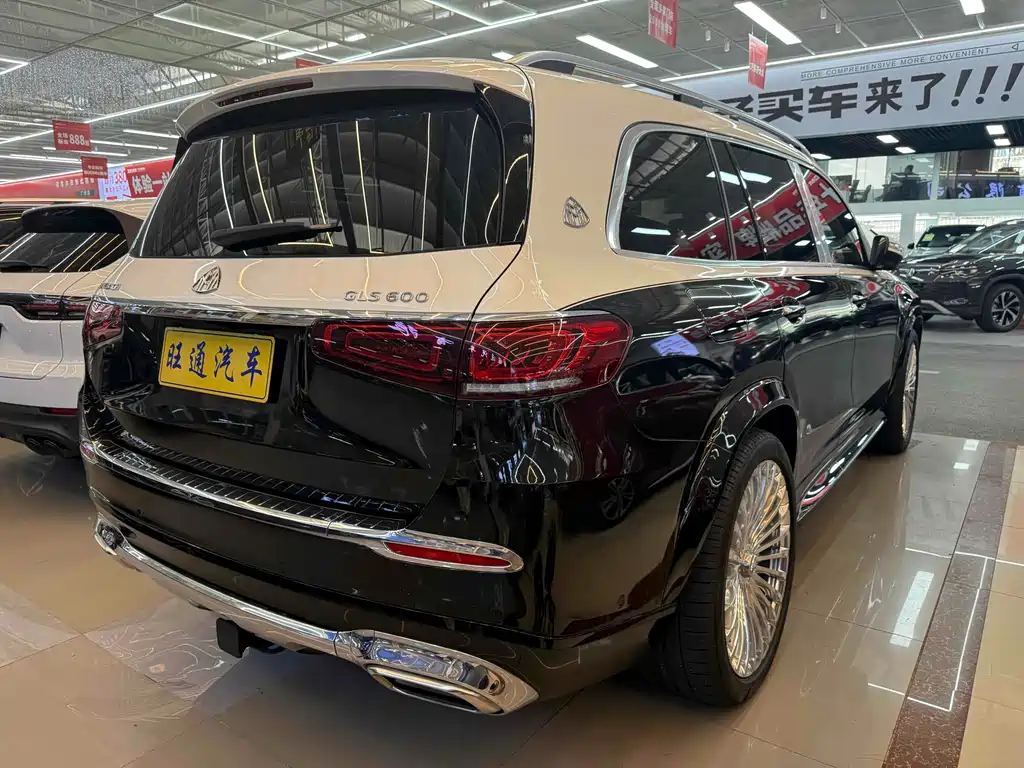 Mercedes-Benz GLS — фото 5