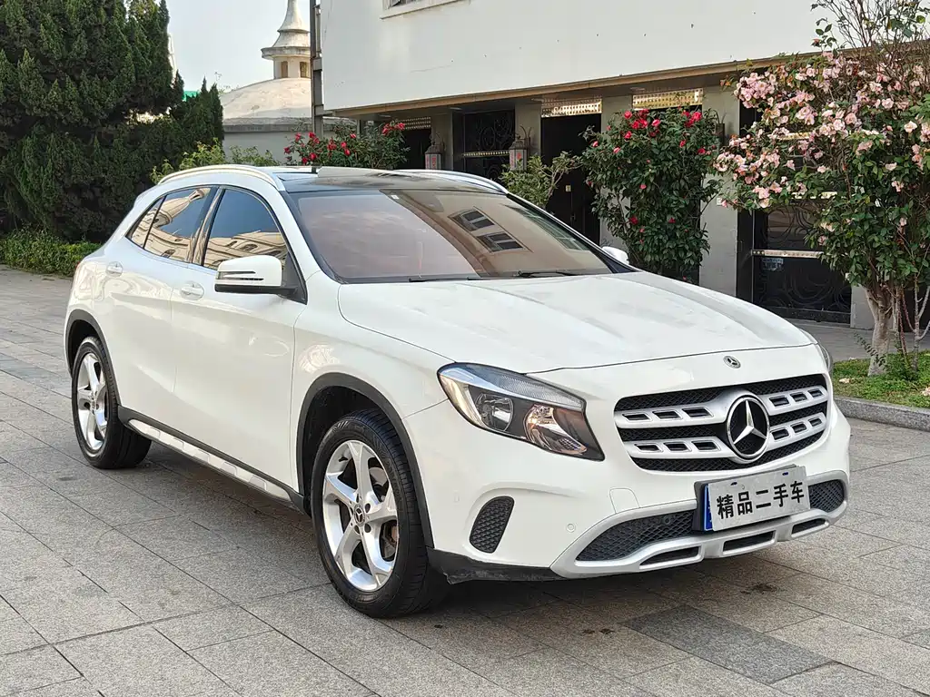 Mercedes-Benz GLA — фото 3