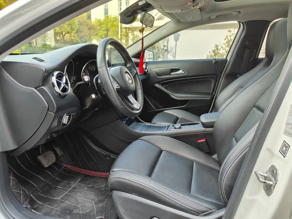 Mercedes-Benz GLA — фото 5