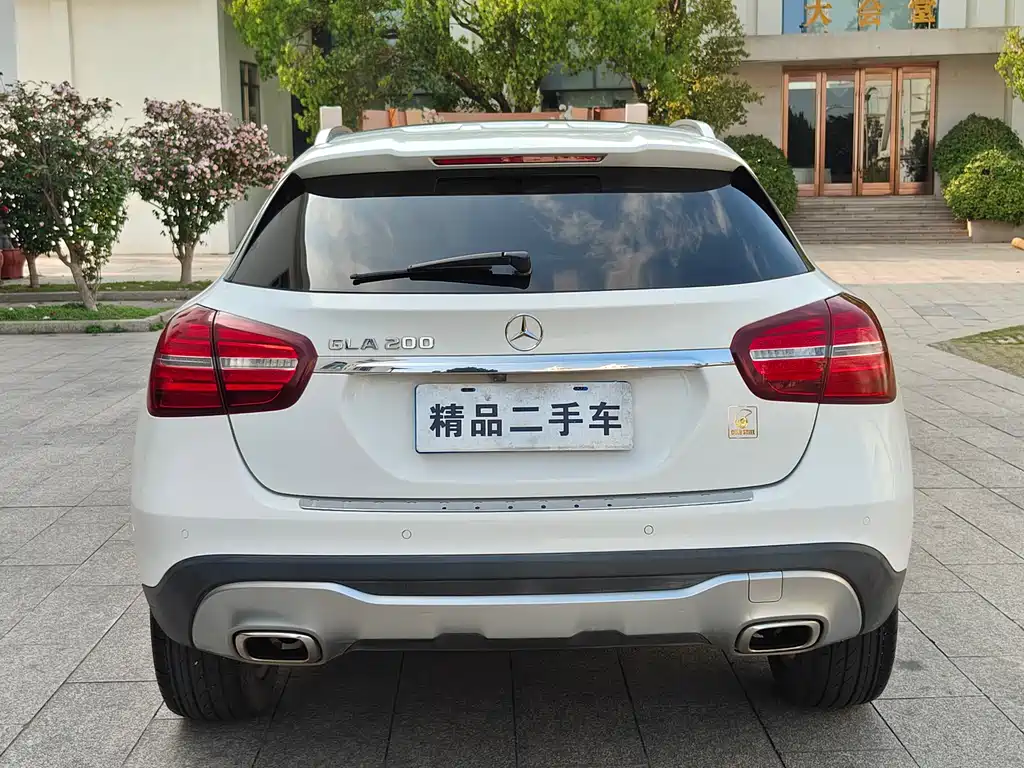 Mercedes-Benz GLA — фото 7