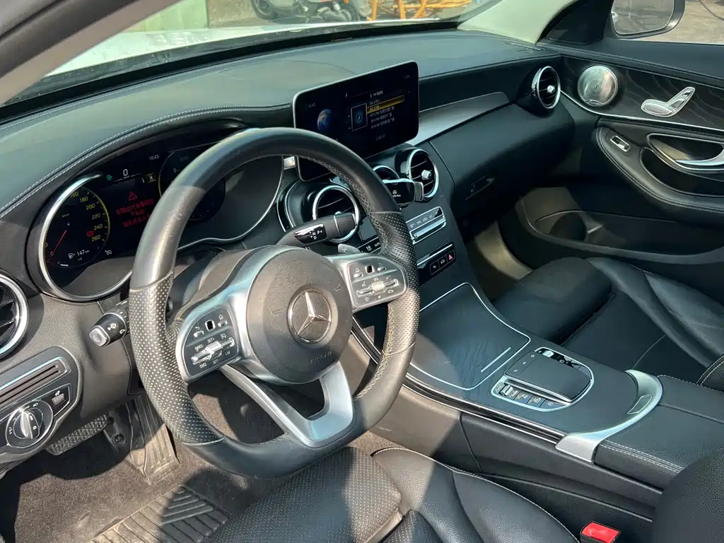 Mercedes-Benz C-Class — фото 11