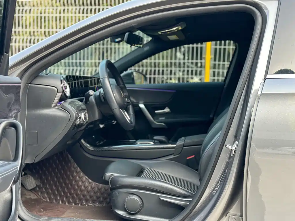 Mercedes-Benz A-Class (Import) — фото 9