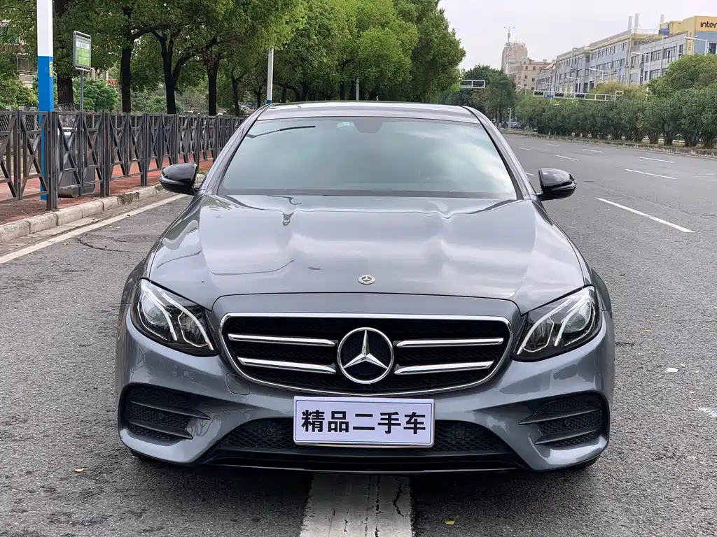 Mercedes-Benz E-Class (Import) — фото 2