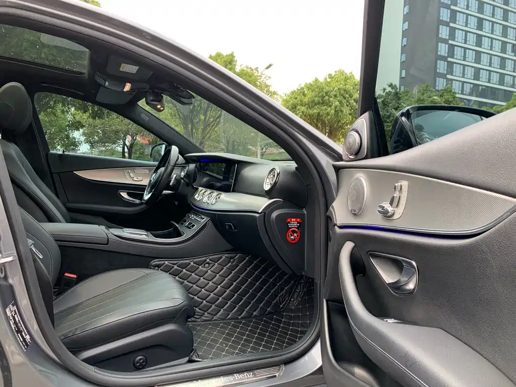 Mercedes-Benz E-Class (Import) — фото 15