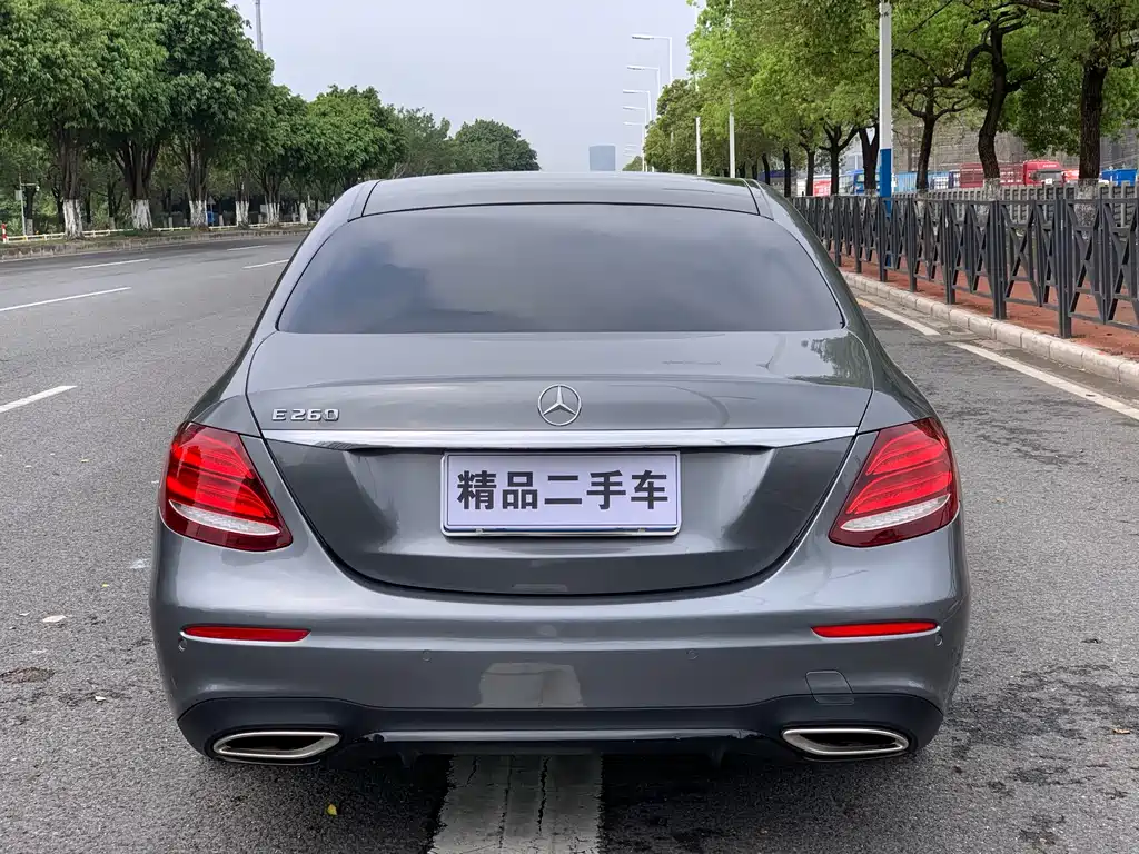 Mercedes-Benz E-Class (Import) — фото 5