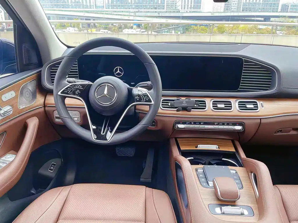 Mercedes-Benz GLE — фото 15