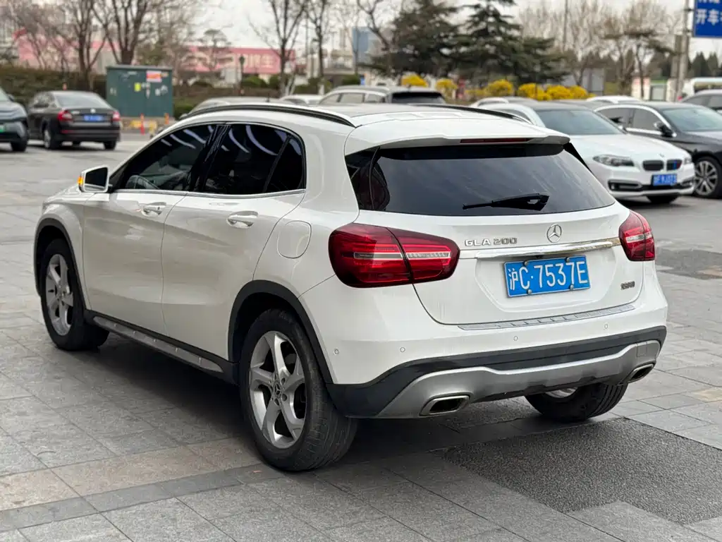 Mercedes-Benz GLA — фото 3