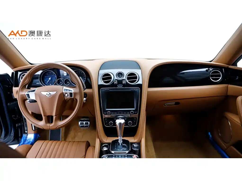 Bentley Flying Spur — фото 5