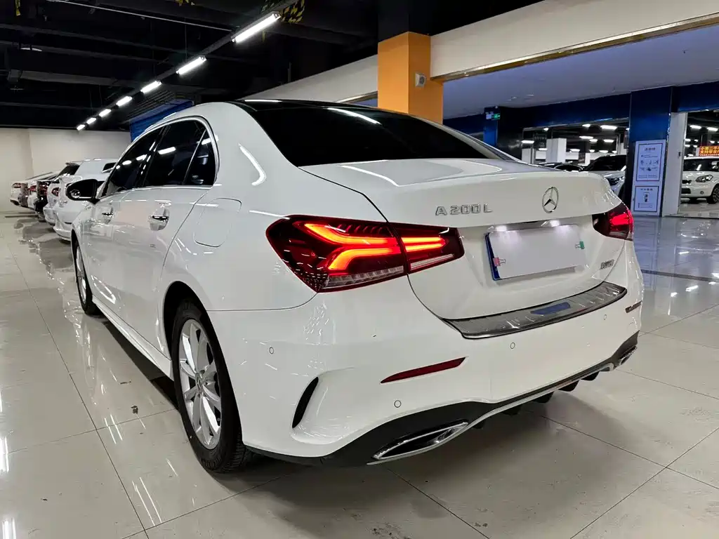 Mercedes-Benz A-Class — фото 8