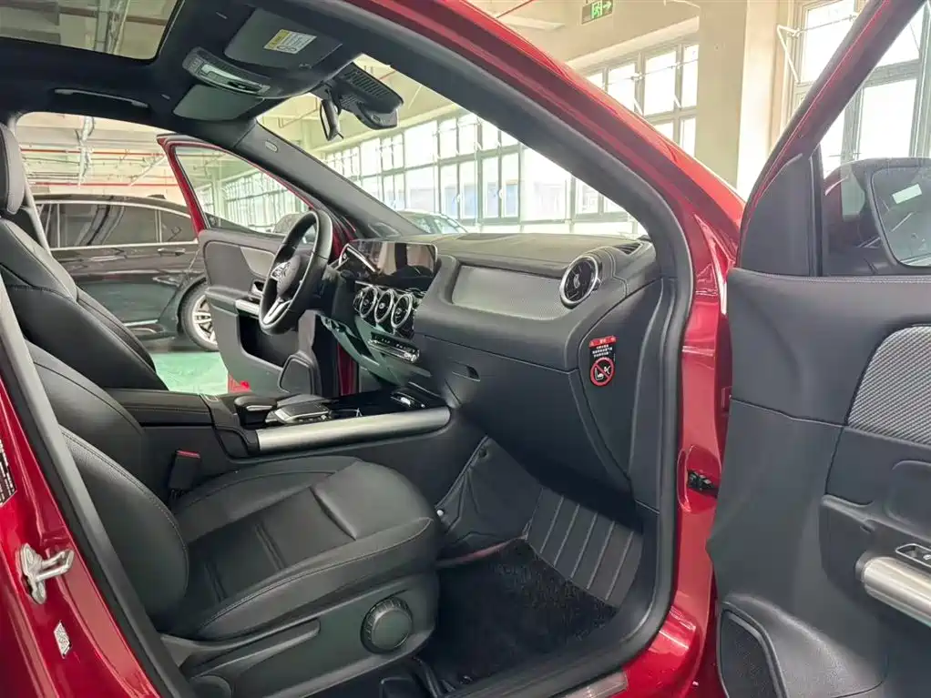 Mercedes-Benz GLA — фото 5