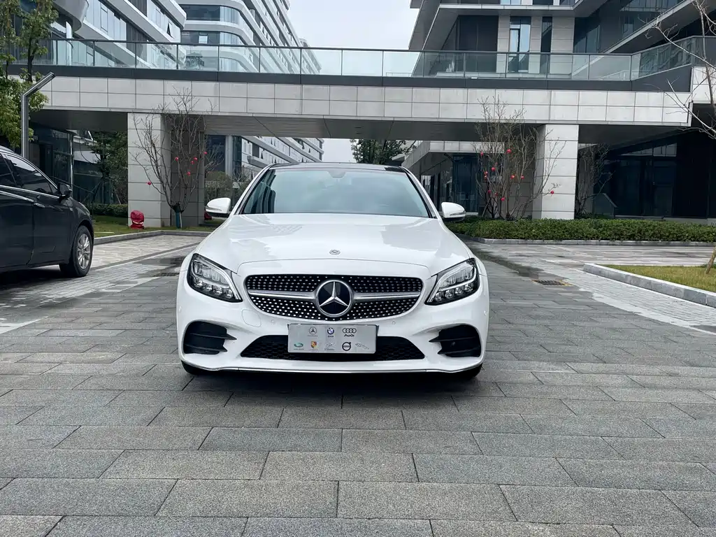 Mercedes-Benz C-Class — фото 2