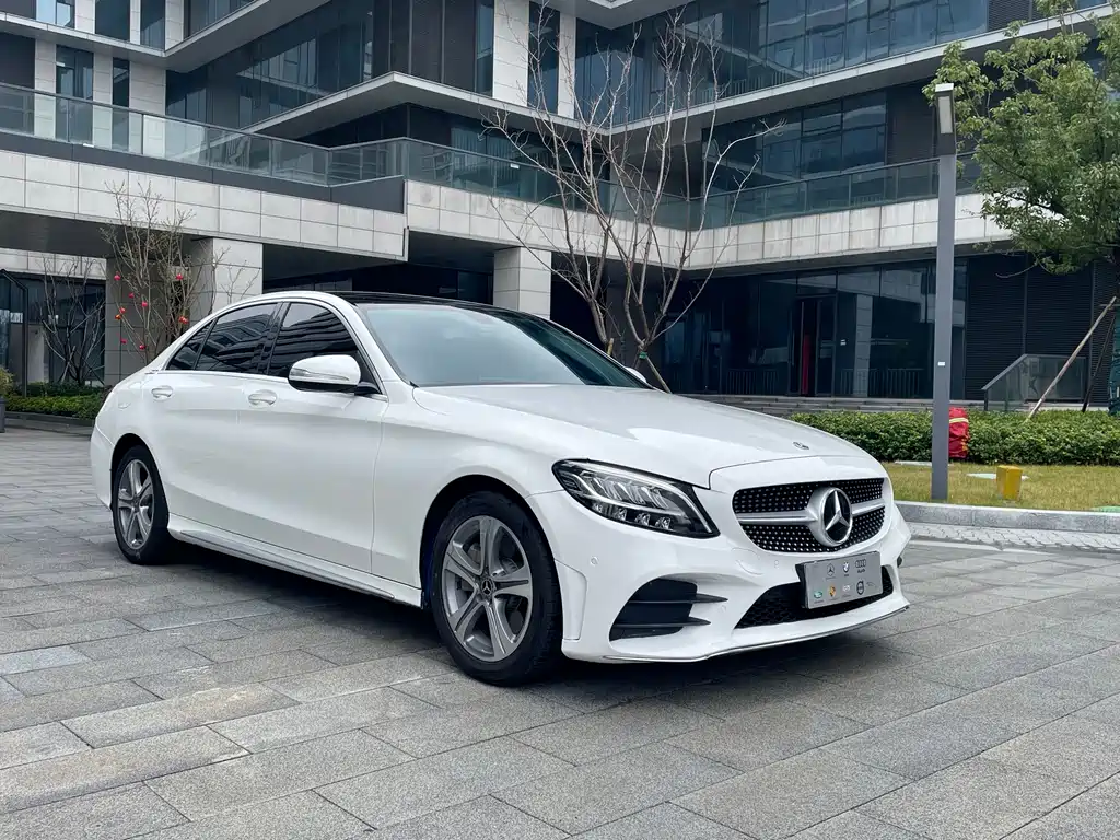 Mercedes-Benz C-Class — фото 3