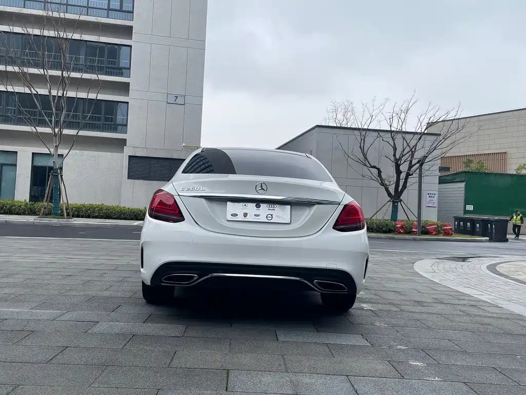 Mercedes-Benz C-Class — фото 10
