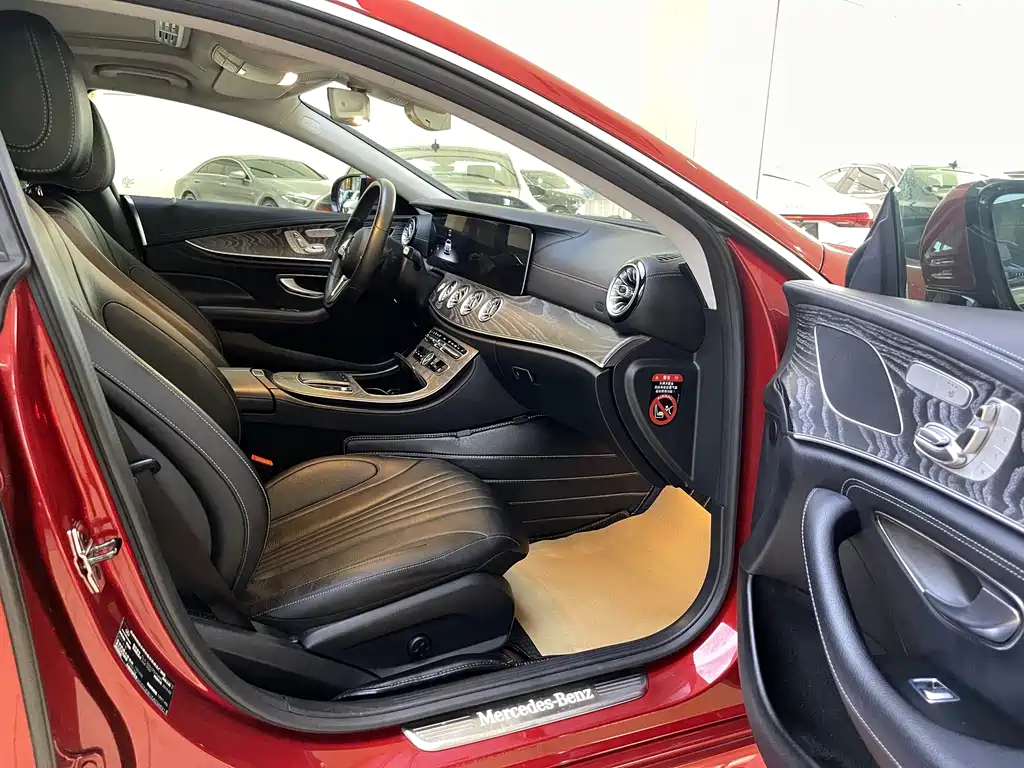 Mercedes-Benz CLS — фото 5