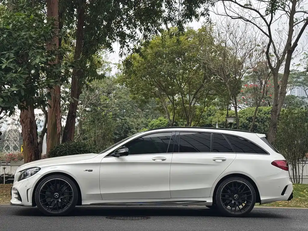 Mercedes-Benz C-Class AMG — фото 4