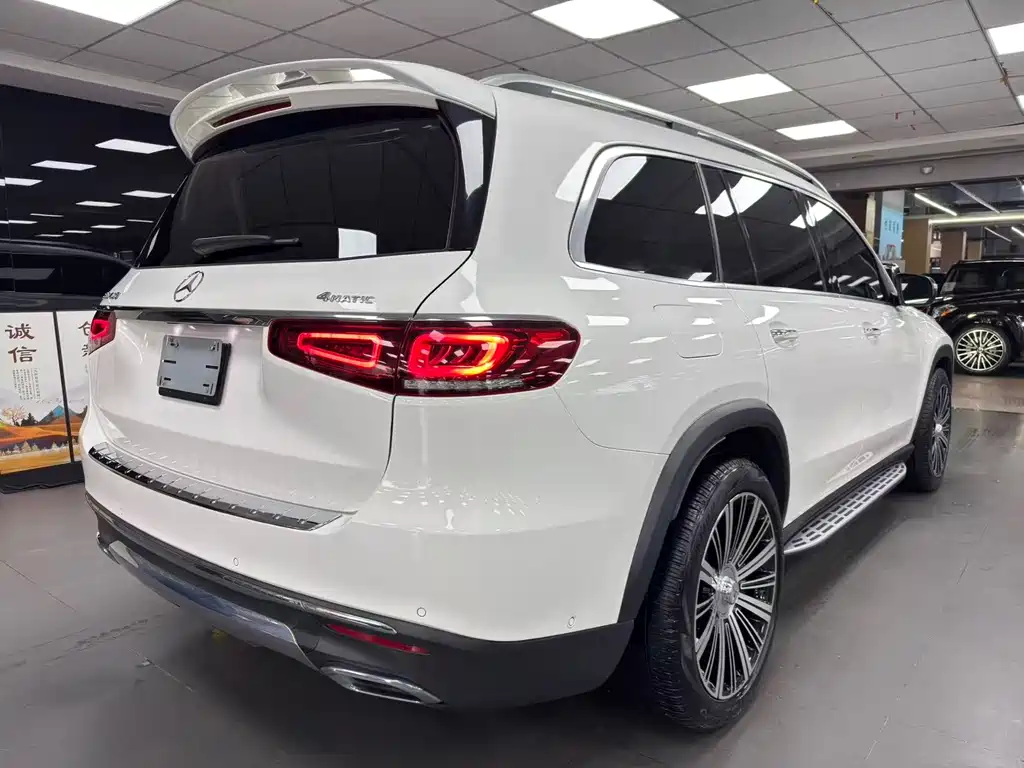 Mercedes-Benz GLS — фото 16