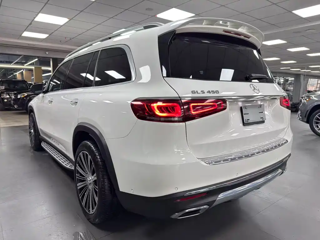 Mercedes-Benz GLS — фото 18