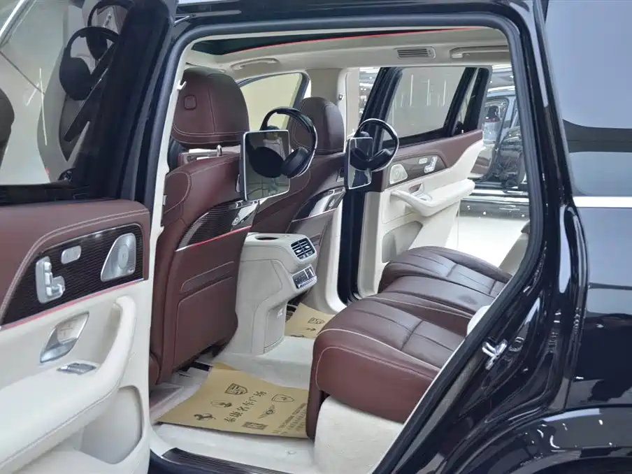 Mercedes-Benz GLS — фото 5