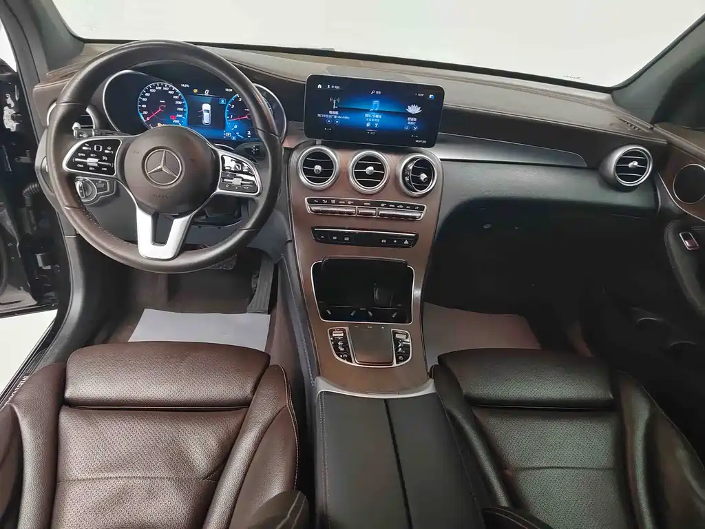 Mercedes-Benz GLC — фото 14