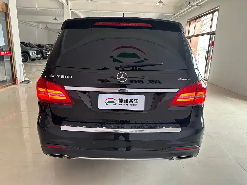 Mercedes-Benz GLS — фото 4