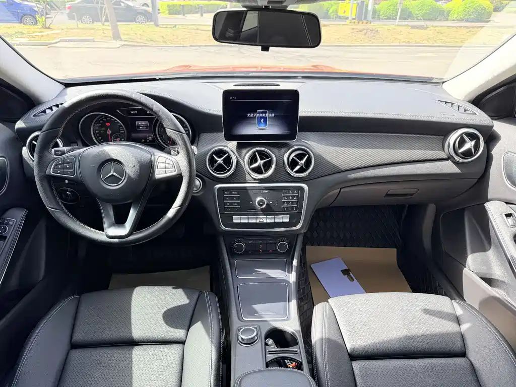 Mercedes-Benz GLA — фото 13
