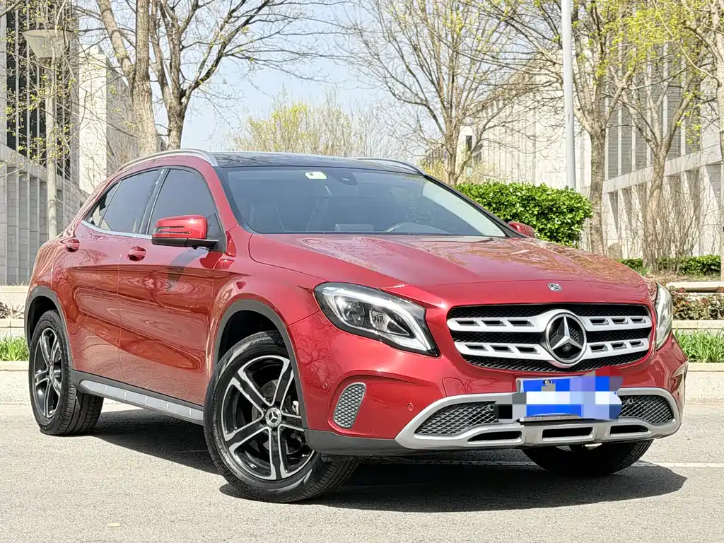 Mercedes-Benz GLA — фото 3