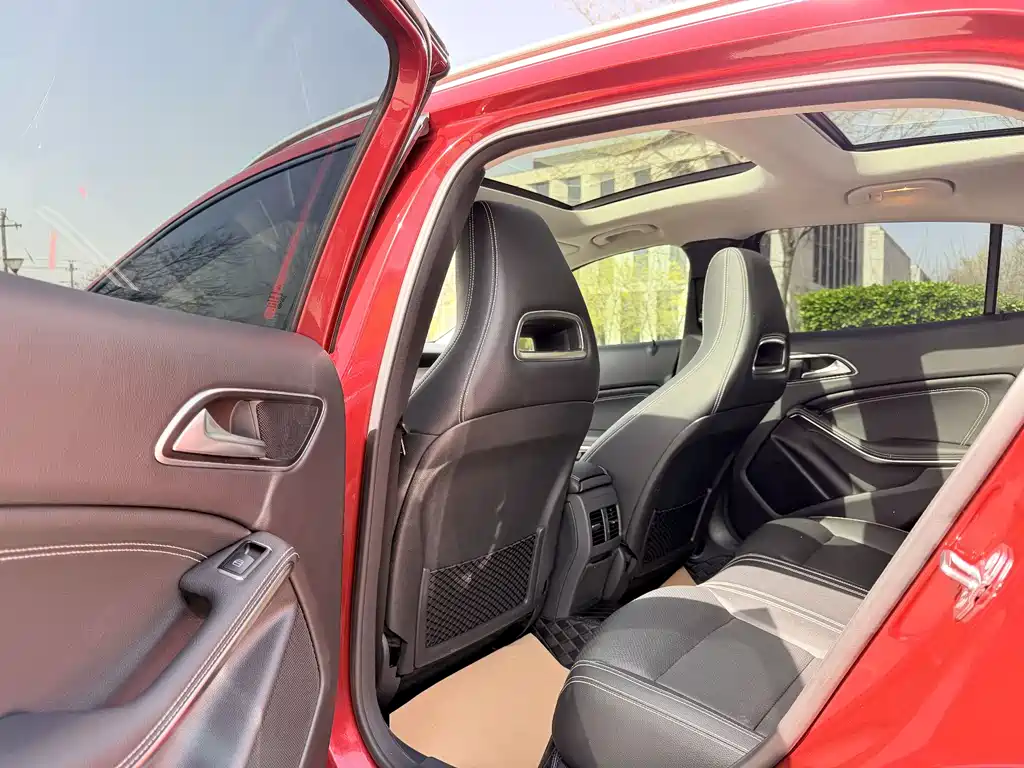 Mercedes-Benz GLA — фото 23