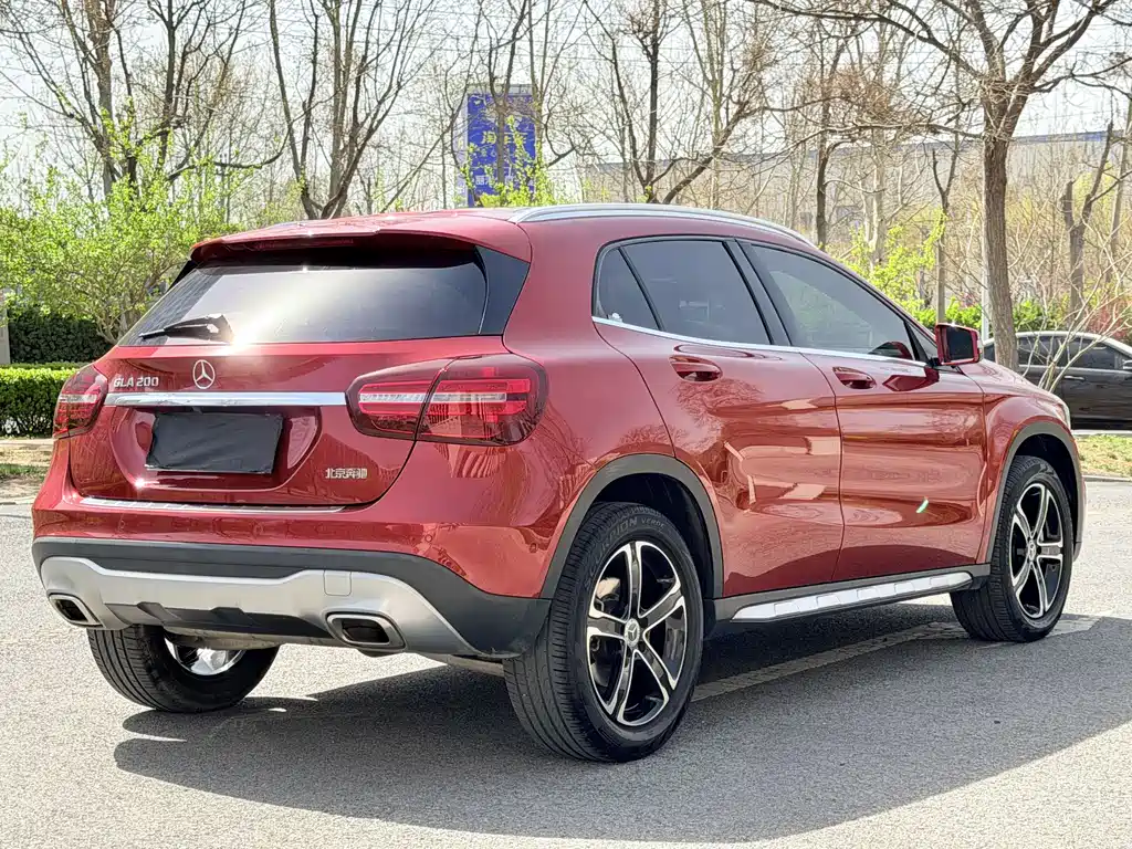 Mercedes-Benz GLA — фото 5