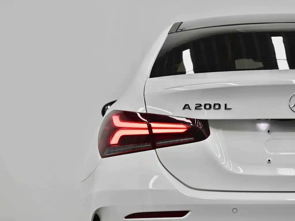 Mercedes-Benz A-Class — фото 6