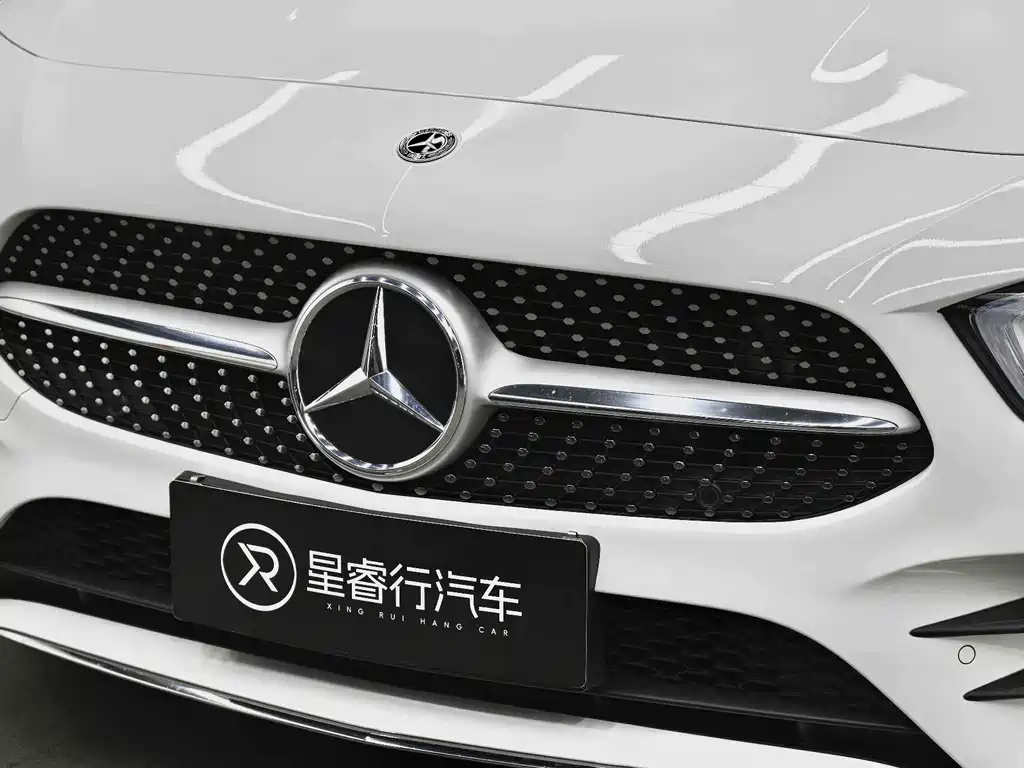 Mercedes-Benz A-Class — фото 8