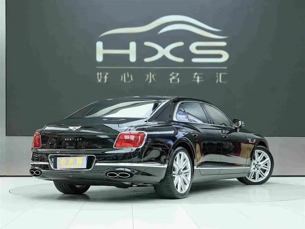 Bentley Flying Spur — фото 4