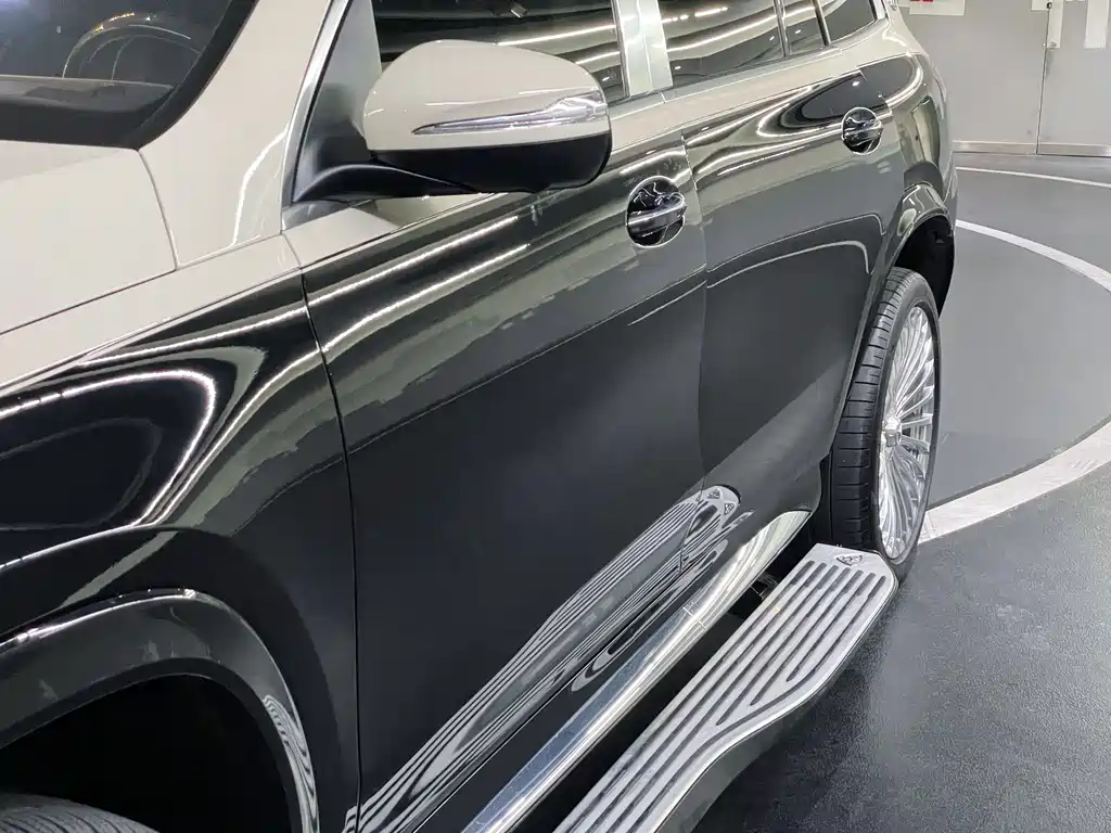 Mercedes-Benz GLS — фото 7