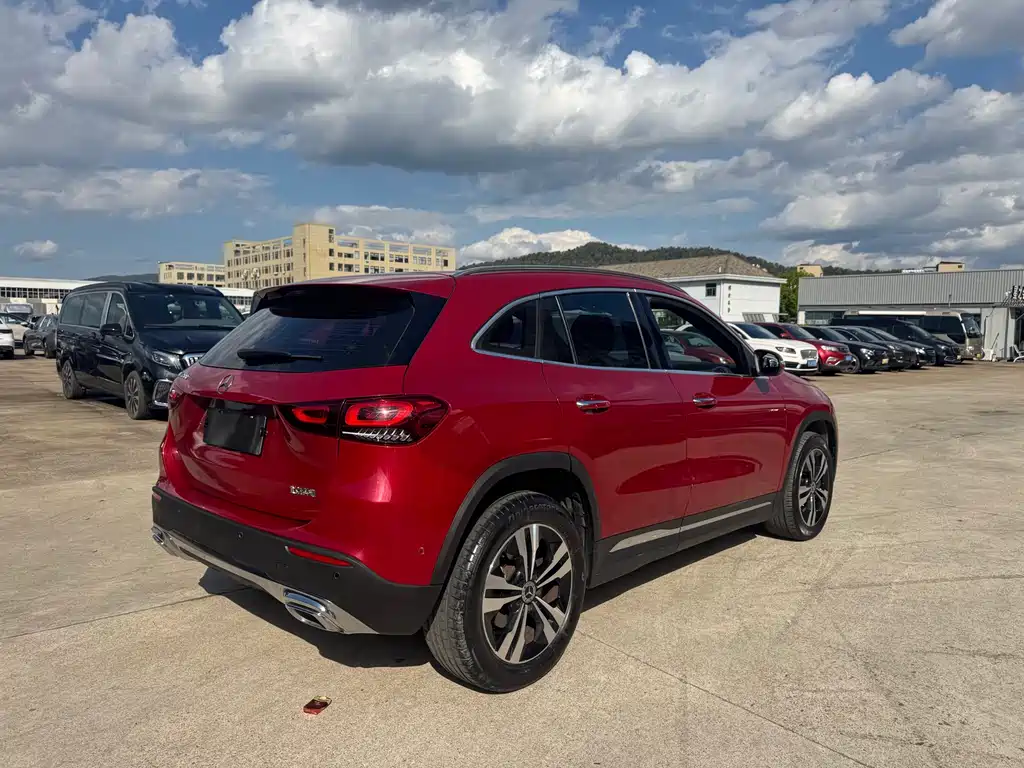 Mercedes-Benz GLA — фото 7