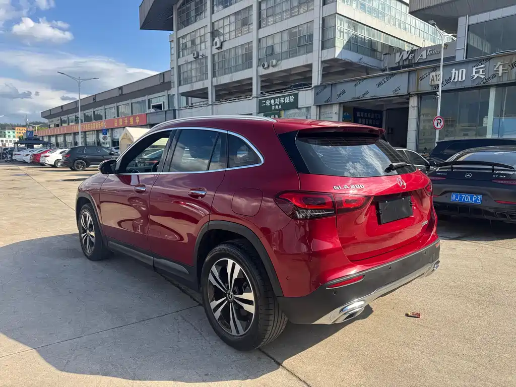 Mercedes-Benz GLA — фото 9