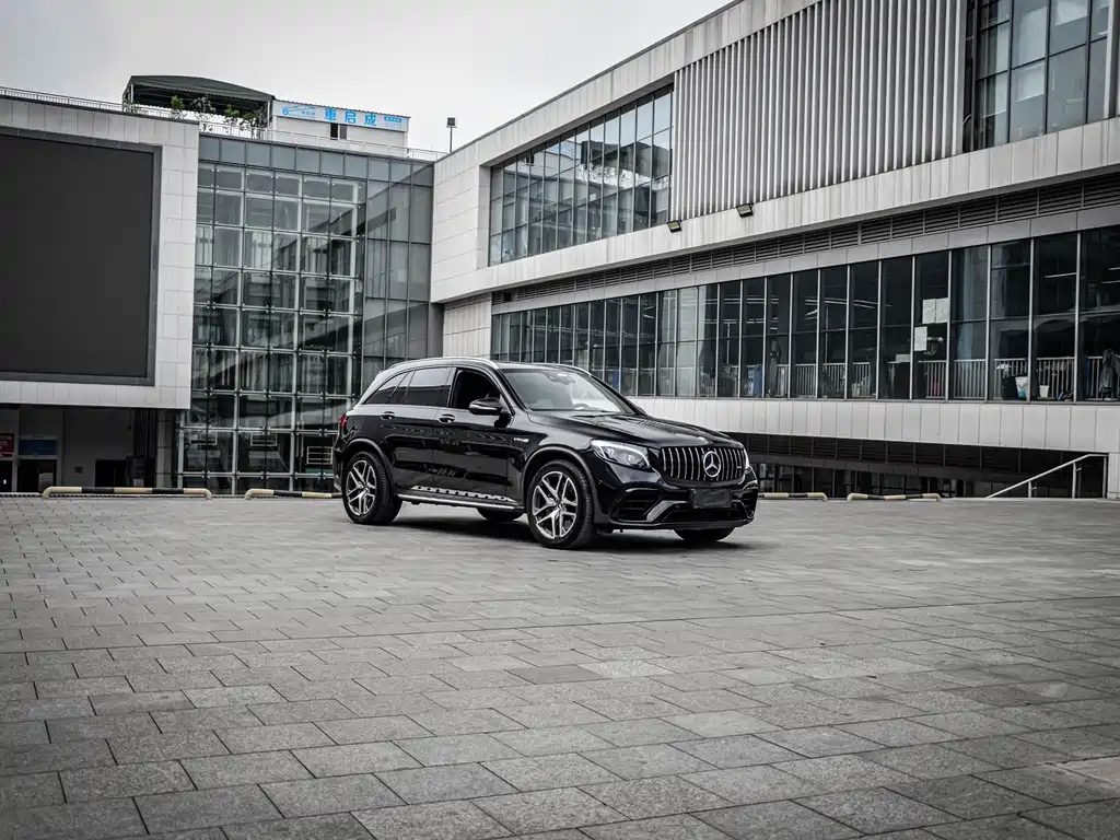 Mercedes-Benz GLC AMG — фото 2