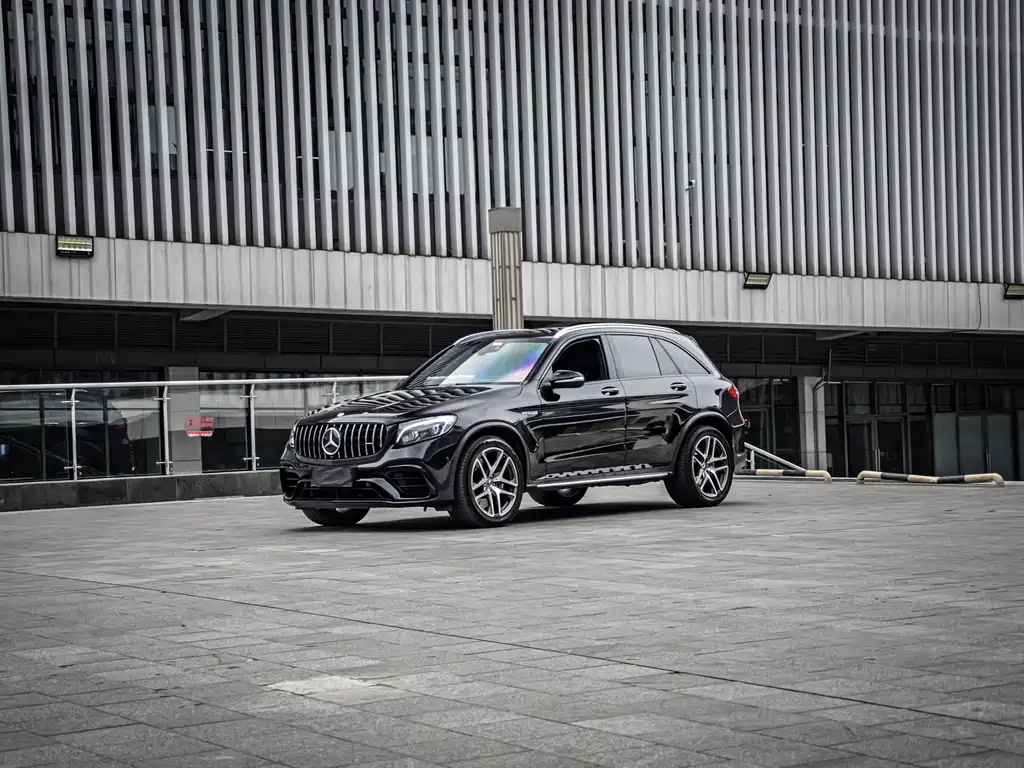 Mercedes-Benz GLC AMG — фото 14