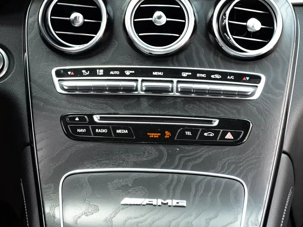 Mercedes-Benz GLC AMG — фото 15