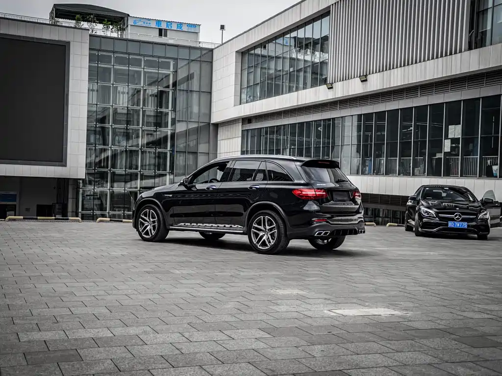 Mercedes-Benz GLC AMG — фото 4