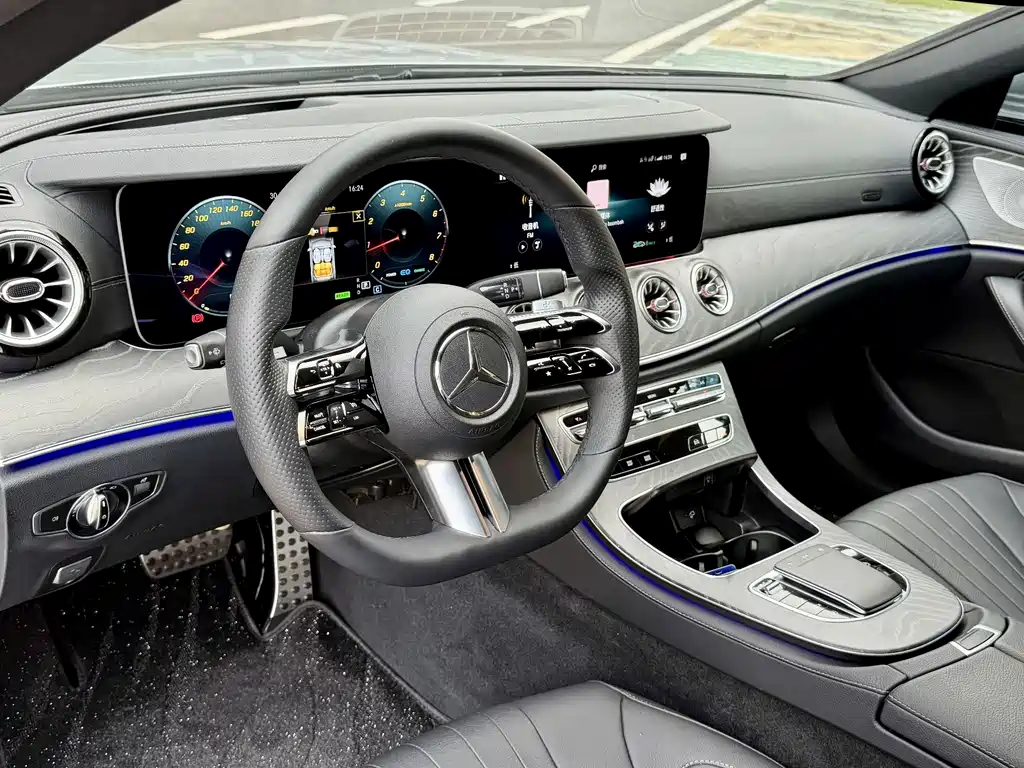 Mercedes-Benz CLS — фото 9
