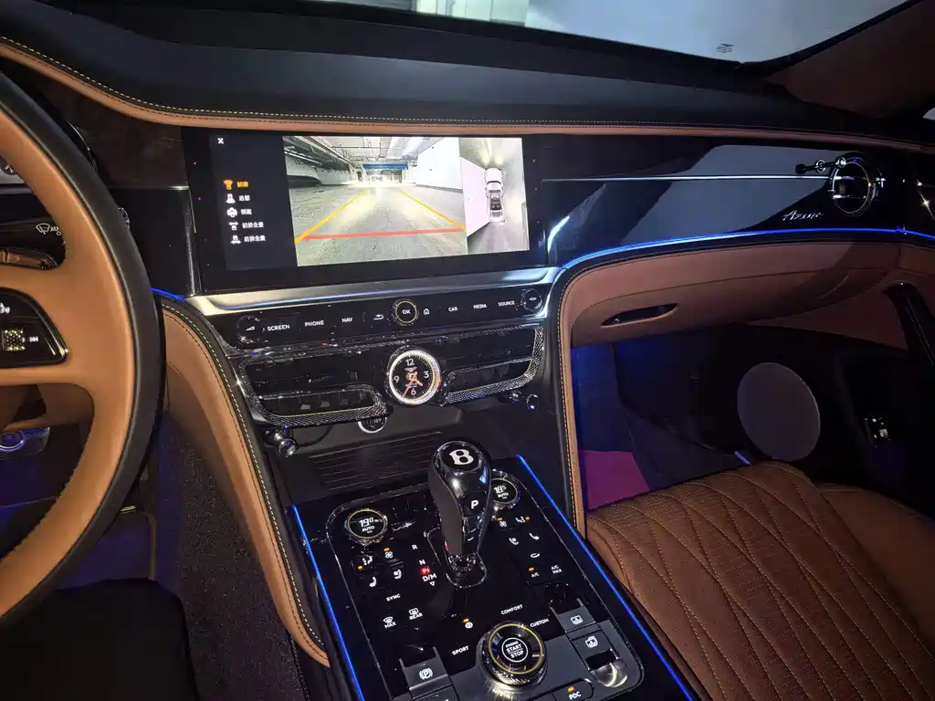Bentley Flying Spur — фото 7