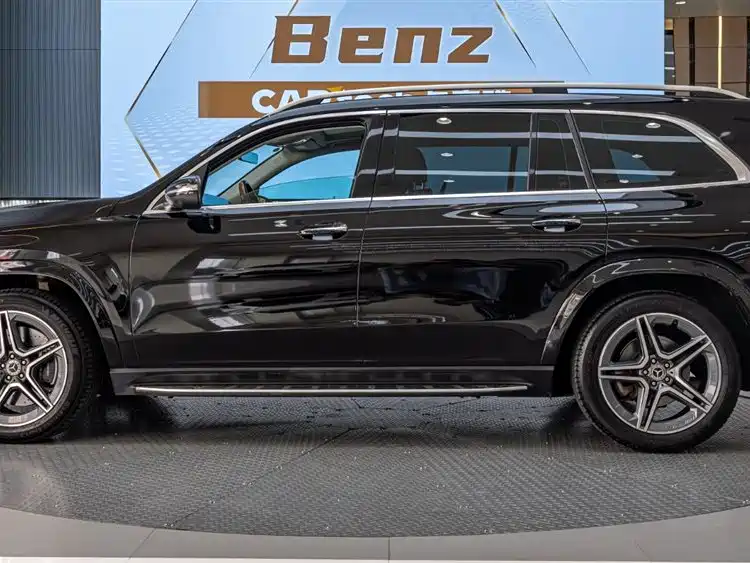 Mercedes-Benz GLS — фото 3