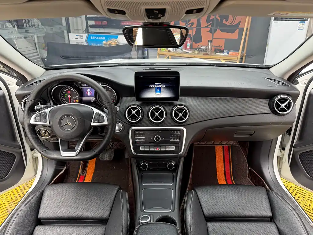 Mercedes-Benz GLA — фото 5