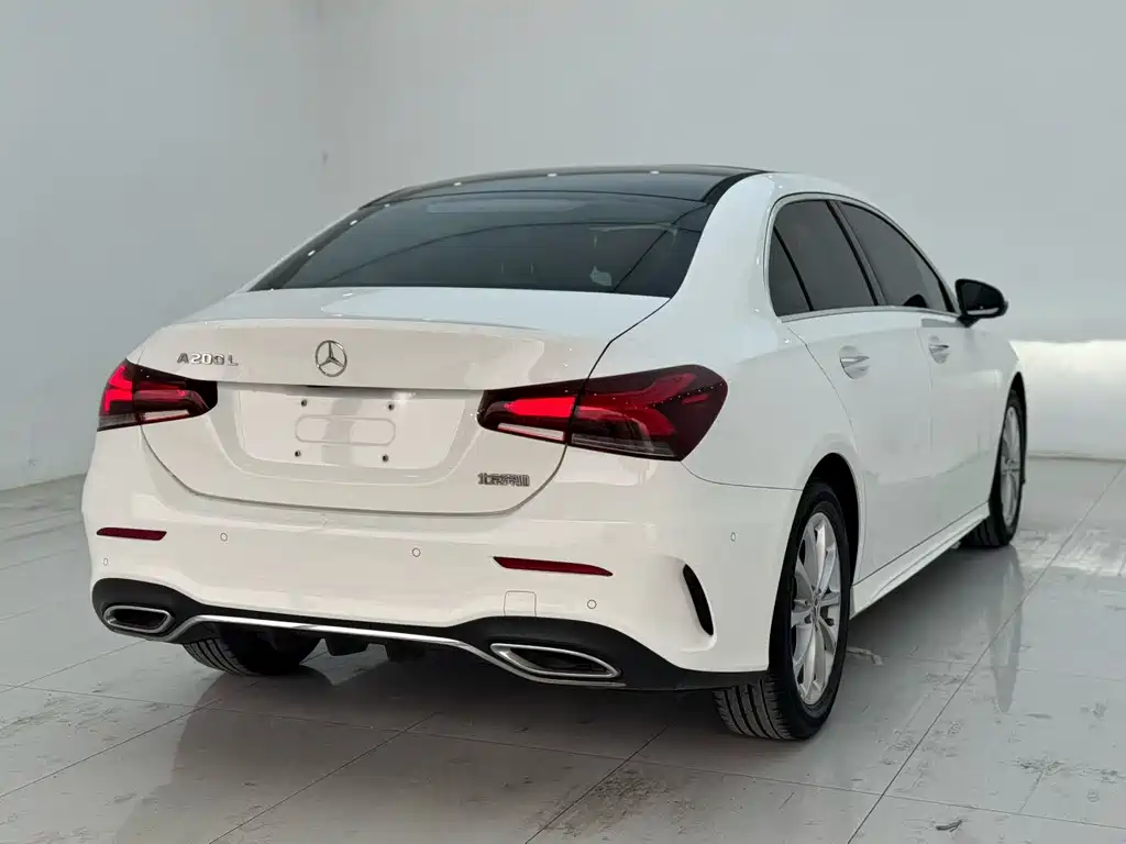 Mercedes-Benz A-Class — фото 8