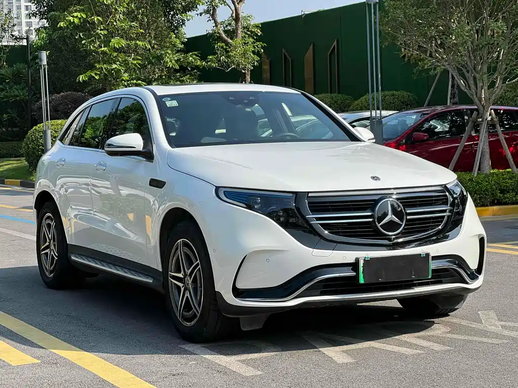 Mercedes-Benz EQC — фото 3