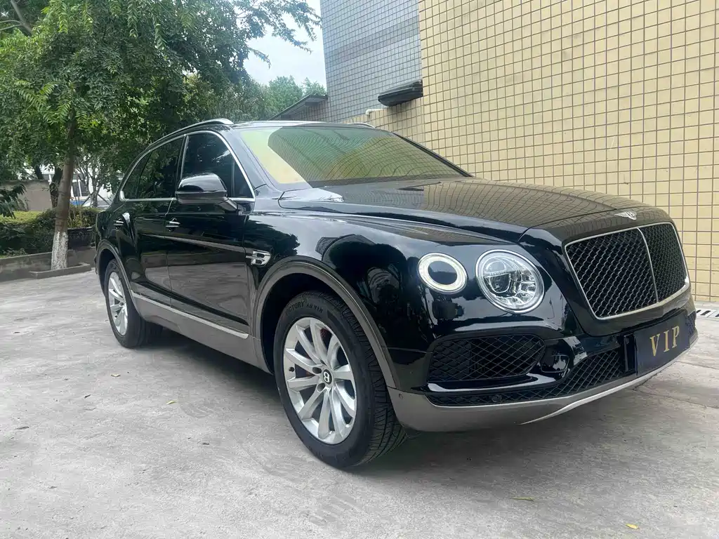 Bentley Bentayga — фото 4