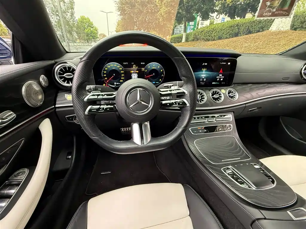 Mercedes-Benz E-Class (Import) — фото 11