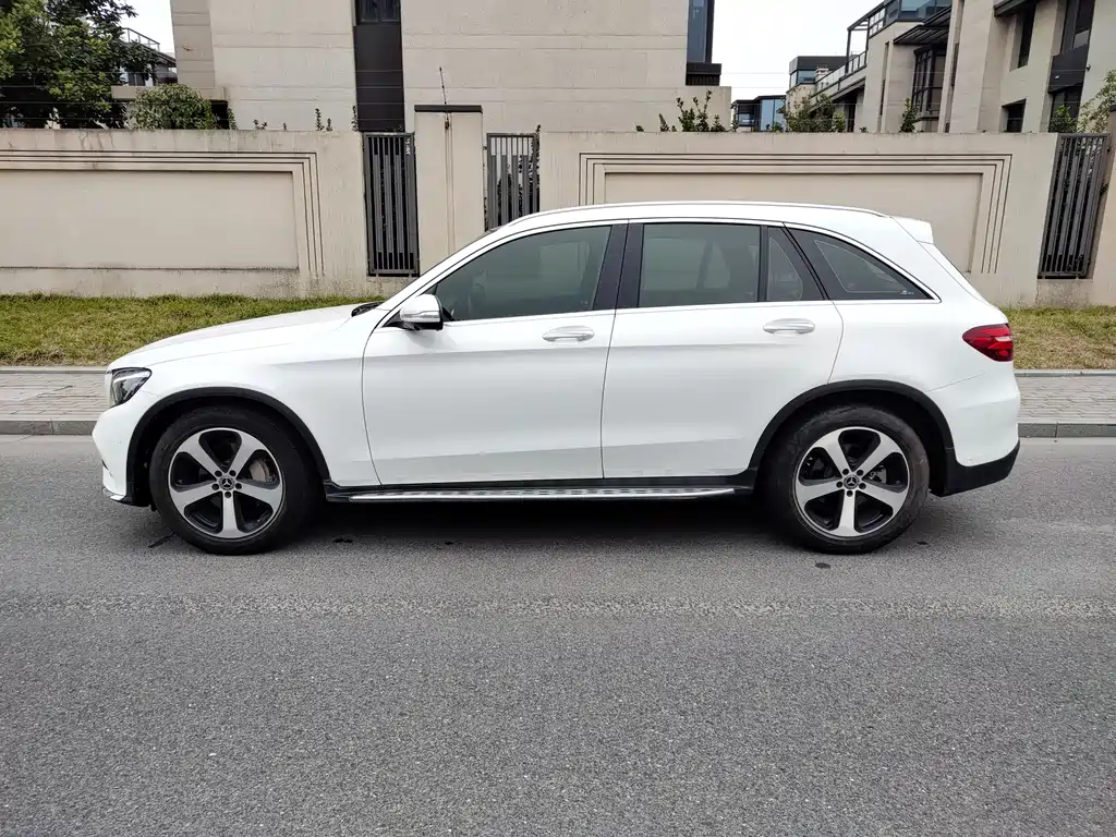 Mercedes-Benz GLC — фото 4