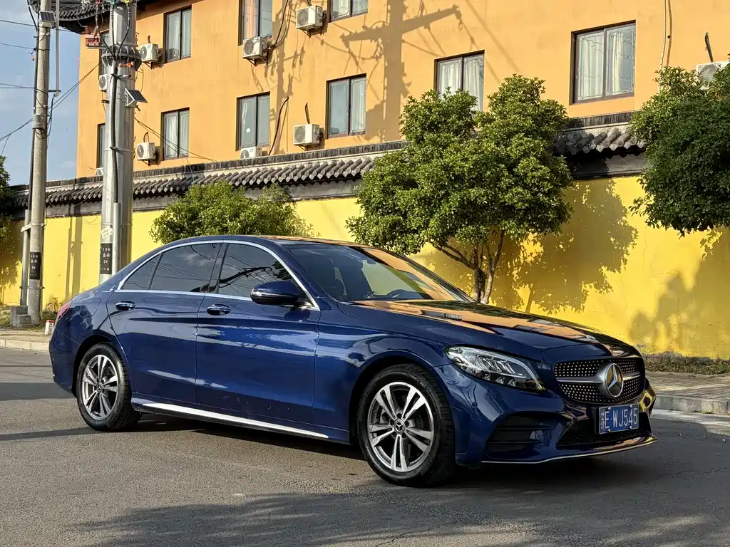 Mercedes-Benz C-Class — фото 2
